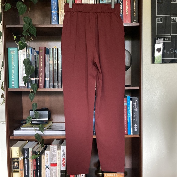 Lululemon joggers - Picture 2 of 8